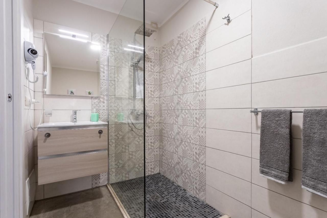 40° Parallelo Guest House Ріола-Сардо Екстер'єр фото